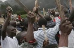 Guinée-Conakry : Arrestation de 113 personnes et d’importantes quantités d’armes saisies à N’Zérékoré