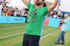 Cyril Hanouna se chope le melon !