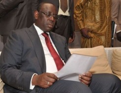 Macky attaque ses grands projets et demande à passer des marchés de gré à gré : L’Armp dit oui mais…