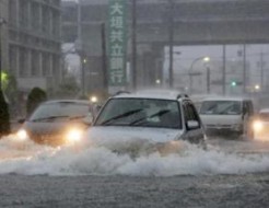 Un puissant typhon menace le sud et l’est du Japon dont Fukushima
