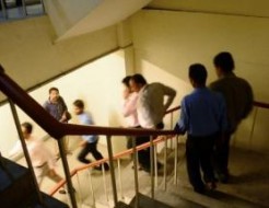 Séisme au Pakistan: le bilan s&rsquo;alourdit à 173 morts