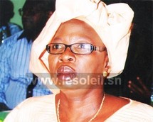 Mme Socé Diop Dione travaille à réélire Macky Sall en 2017