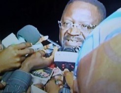 Dr Abdoulaye Seck, consulté par Mimi Touré, livre son long Cv