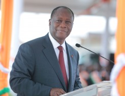 Ouattara appelle les ex-combattants à la  »retenue » et à la  »patience »