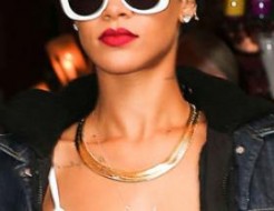 Rihanna, adepte de la chasse aux extraterrestres!