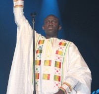Prix Ragnée : Pape Diouf leader de la génération consciente honoré