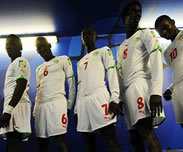 Coupe du Monde Beach Soccer – Tahiti 2013 : Les Lions  le moral bas, se défoulent sur..