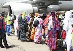 Insolite à l’aéroport LSS : un peulh voulait embarquer avec son mouton et tout l’accompagnement pour la Tabaski à la Mecque