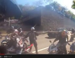 Course-poursuite et motards violents à New York: quatre hommes interpellés