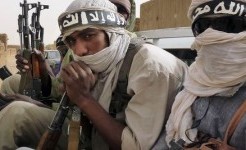 URGENT: Des terroristes détruisent le pont qui relie le Niger au Mali