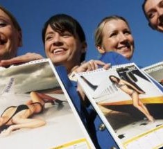 Espagne: Ryanair fait appel de l’interdiction de ses images d’hôtesses en maillot