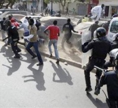 Affrontements entre policiers et étudiants à l’UCAD
