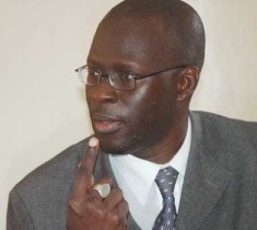 Cheikh Bamba Dièye s’en prend au beau frère de Macky