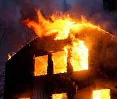 Noël 2013 à Vélingara : Un incendie gâche tout !