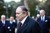 Bouteflika hospitalisé à Paris pour un contrôle routinier
