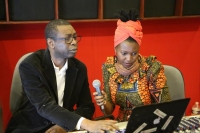 Youssou Ndour et Idylle Mamba font un duo pour chanter le retour de la paix en Centrafrique
