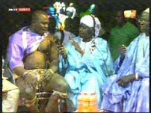 [Vidéo] Réaction de Modou Lô après sa victoire sur Eumeu Sène