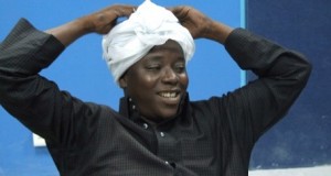 Khoutia à Reubeuss pour certainement rafraîchir son inspiration sur Karim Wade