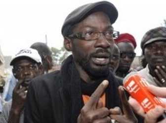 Fadel Barro de Y en a marre, à Yaya Jammeh : « STOP! »