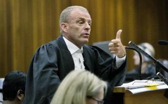 Reprise du procès marathon d’Oscar Pistorius avec l’impitoyable procureur Gerrie Nel
