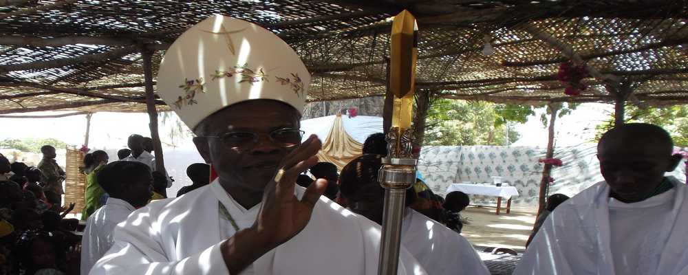 PÂQUES 2017 : un moment de prière pour les victimes de Médina Gounass