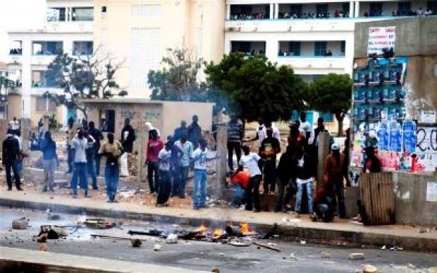 Université Cheikh Anta Diop de Dakar : la grève continue !