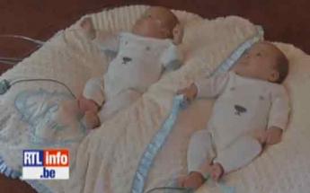 USA : deux jumeaux naissent avec 39 jours d&rsquo;écart