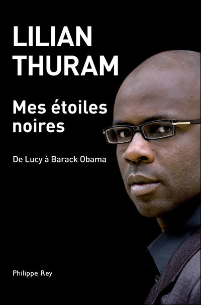 Lilian Thuram présente son « vaccin antiracisme » au public dakarois