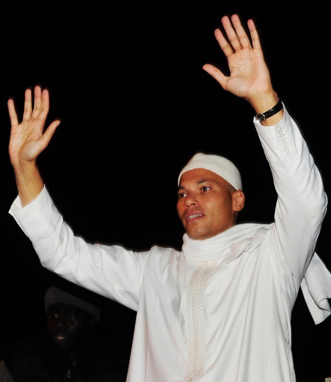 Karim Wade:  « emprisonnez-moi, pour que je puisse rentrer chez moi, à Rebeuss »