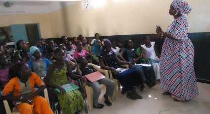 Camp de vacance pour les filles et garçons leaders pour lutter contre les mariages et grossesses précoces