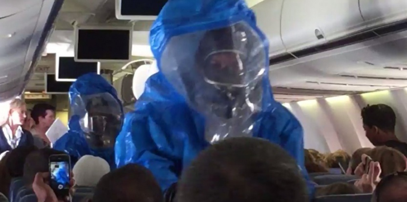 [Vidéo] Un passager éternue et crie « J’ai Ebola, vous êtes tous foutus… » dans l’avion