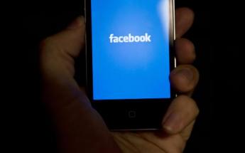 Guerre des géants de la publicité en ligne: le mobile relance le combat Facebook contre Google