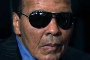 L’ancien Boxeur Mohamed Ali hospitalisé pour une légère pneumonie