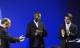 M. Valls a souhaité la « bienvenue » à Lassana Bathily, saluant sa « bravoure »!