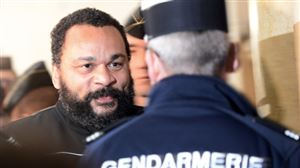 « Je me sens Charlie Coulibaly », Dieudo condamné à s’acquitter de 30.000 euros d’amende