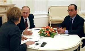 Ukraine: accord de Merkel, Hollande et Poutine sur un projet de plan de paix
