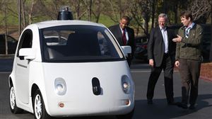 Google, Apple,… ces géants du numérique qui s’intéressent aux équipements connectés pour automobile