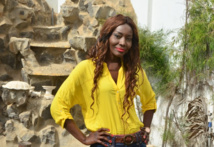 Il fait chaud à Dakar : Coumba Gawlo Seck annonce en images les couleurs de l’été !