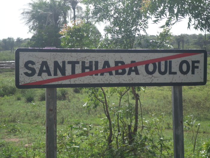 Ziguinchor-Oussouye : Le Village de Santhiaba-Wolof dans le noir!