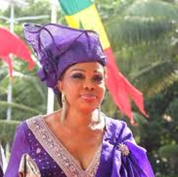 La styliste Diouma Dieng Diakhaté octroie une maternité à la ville de Rufisque