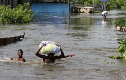 Vélingara : les fortes pluies d’hier provoquent d’importants dégâts matériels à médina Mary Cissé