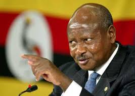 Ouganda : le porte-parole de la police affirme la libération des deux principaux adversaires de président Museveni