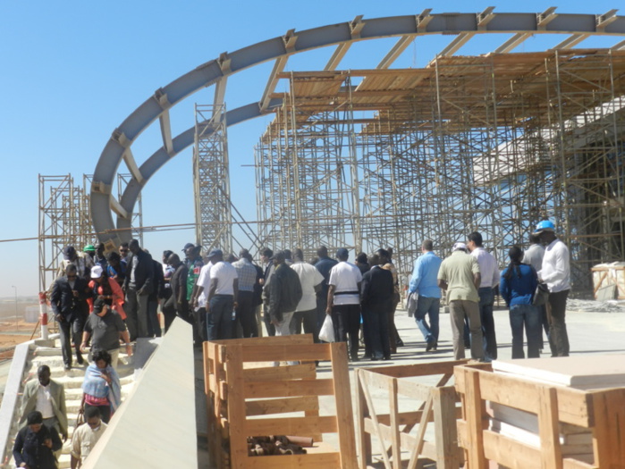 AIBD : Un supplément de 100 milliards bloque des travaux !