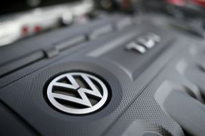 Ventes automobiles: Toyota détrôné par Volkswagen au 1er rang mondial en 2016