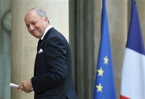 Espionnage allemand sur Fabius: Hollande réclame « toutes les informations »