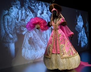 Jacqueline de Ribes, la muse de la mode célébrée au Met de New York