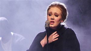 L’album d’Adele « 25 » continue de battre des records: « C’est quelque chose que nous n’avons jamais vu »
