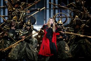 Madonna annoncée en concert à Singapour mais pas pour les moins de 18 ans!