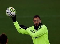 Euro 2016 – Karim Benzema est laché par ses sponsors, jusque Panini