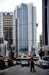 Dette argentine: un fonds « vautour » poursuit le cabinet Mossack Fonseca